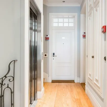 Madalena 133 Apartamento