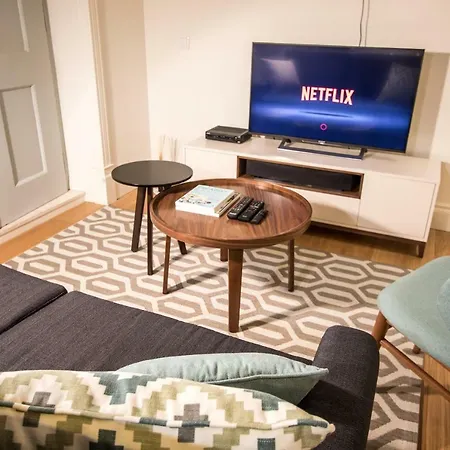 玛达勒纳133公寓